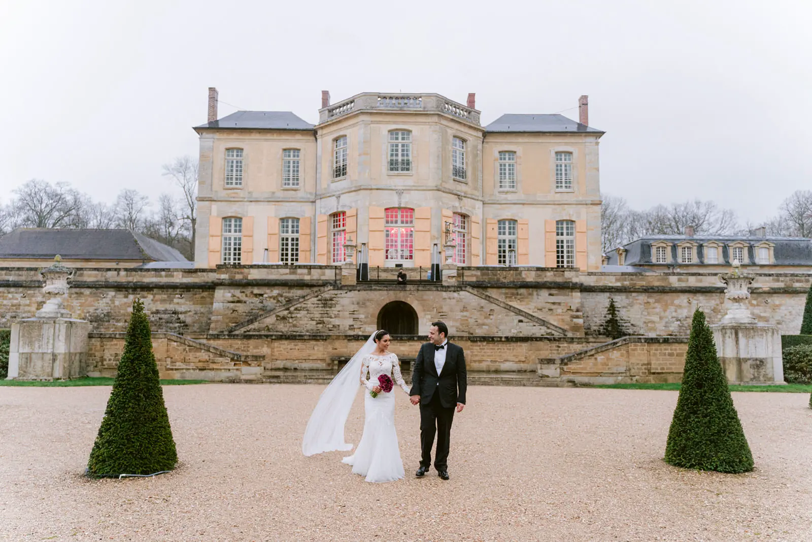 wedding photography at chateau de villette paris france